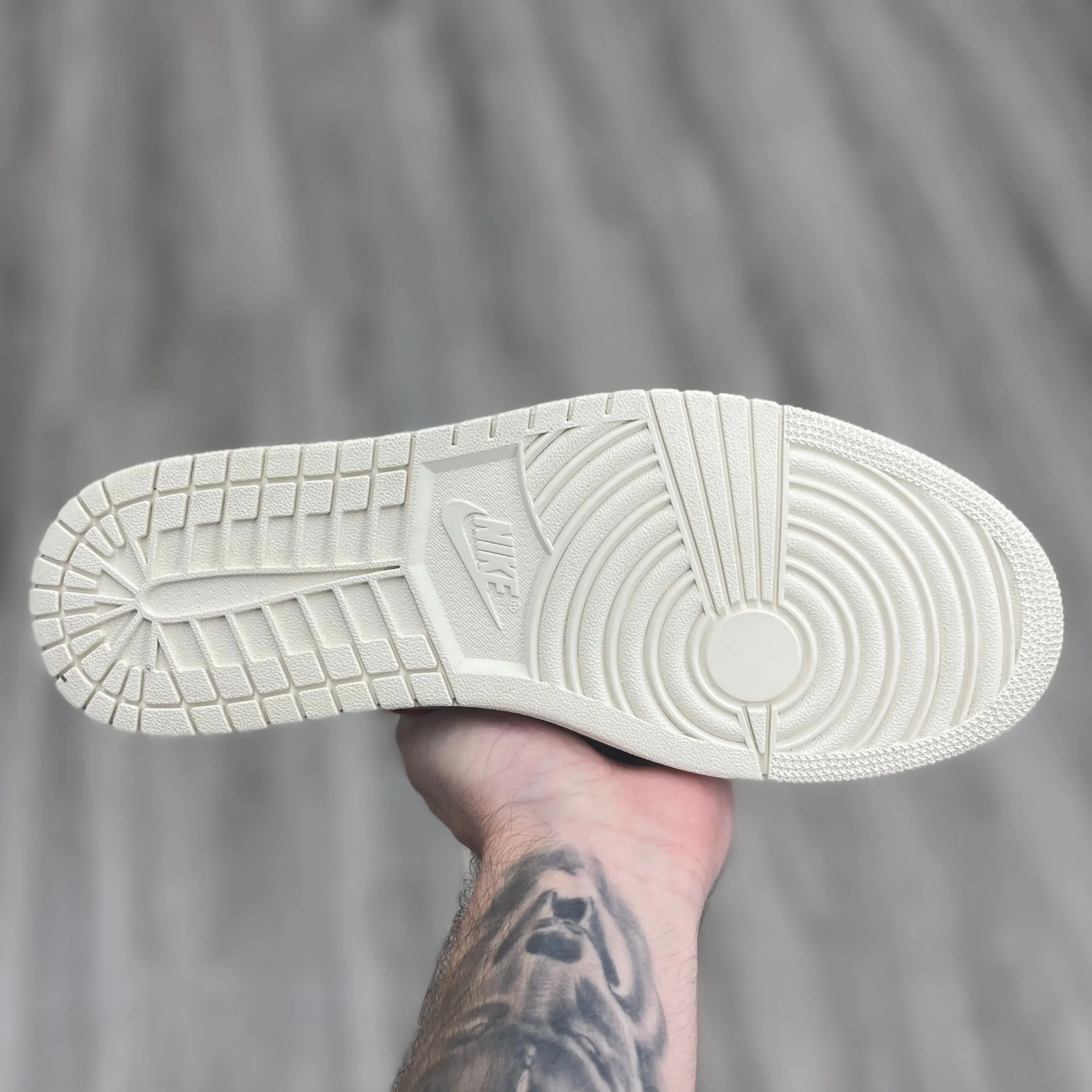 Air Jordan 1 Retro High OG “Phantom”