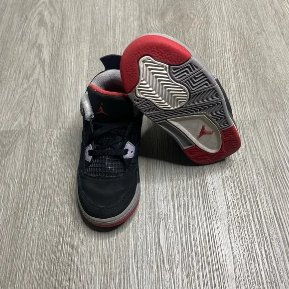 Air Jordan 4 Retro Bred TD Shoe Size 9c Black 308500-089 Preowned