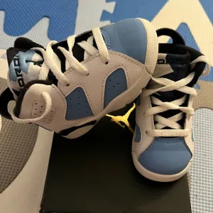 Air Jordan 6 Retro TD 'UNC Home, size 5C, blue &amp; white