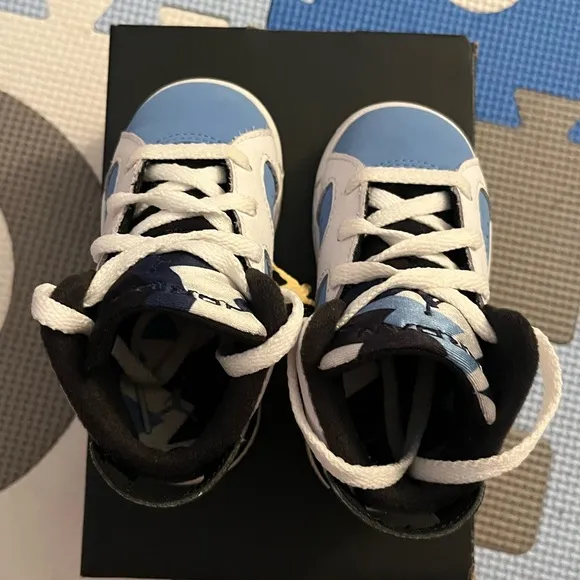 Air Jordan 6 Retro TD 'UNC Home, size 5C, blue &amp; white