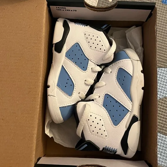 Air Jordan 6 Retro TD 'UNC Home, size 5C, blue &amp; white