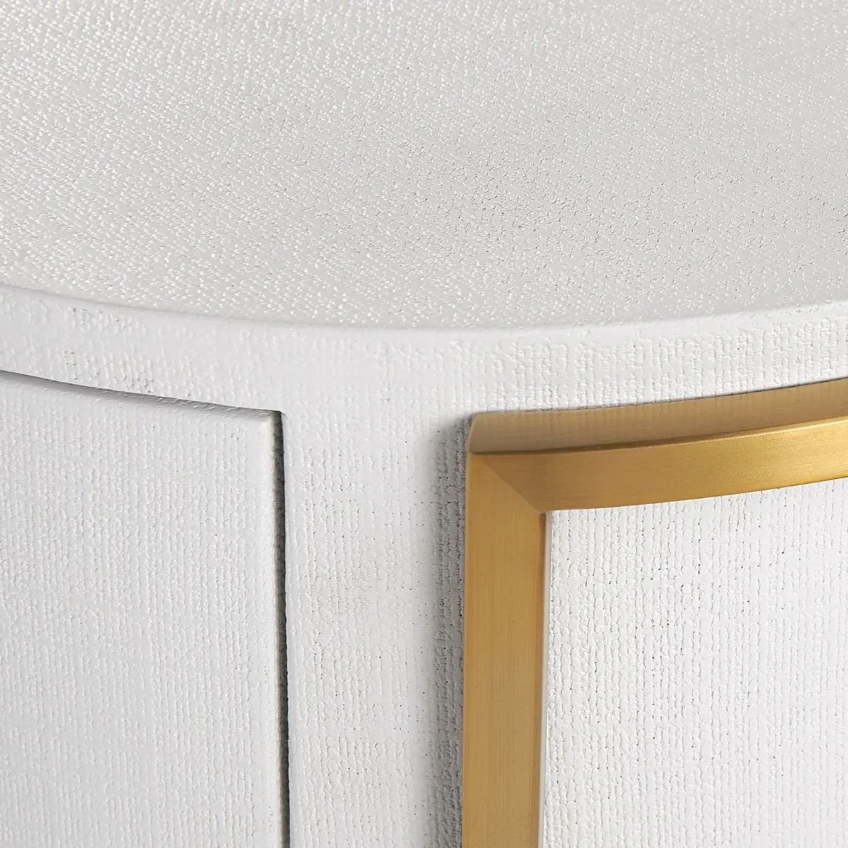 Bodrum Side Table / Vanilla