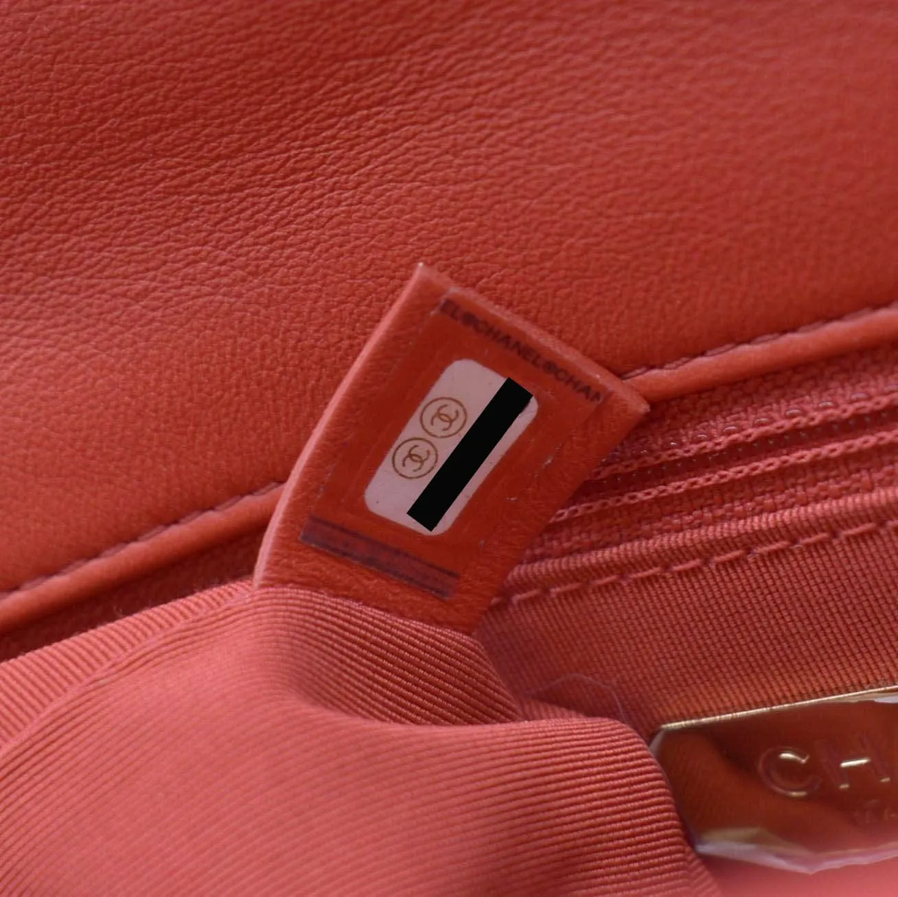 CHANEL 19 Flap Quitled Jersey Lambskin Shoulder Bag Red