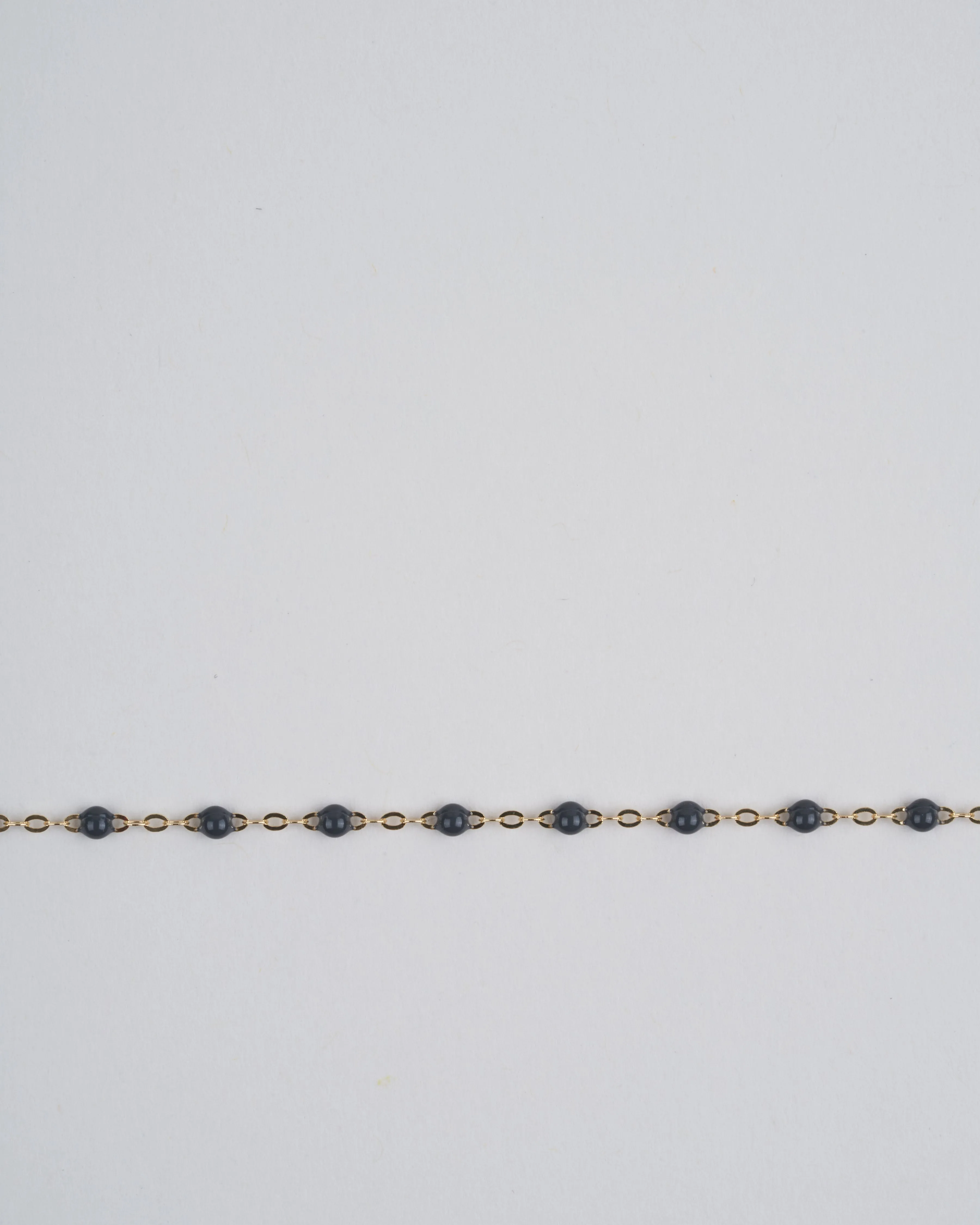 classic gigi yellow gold necklace - grey