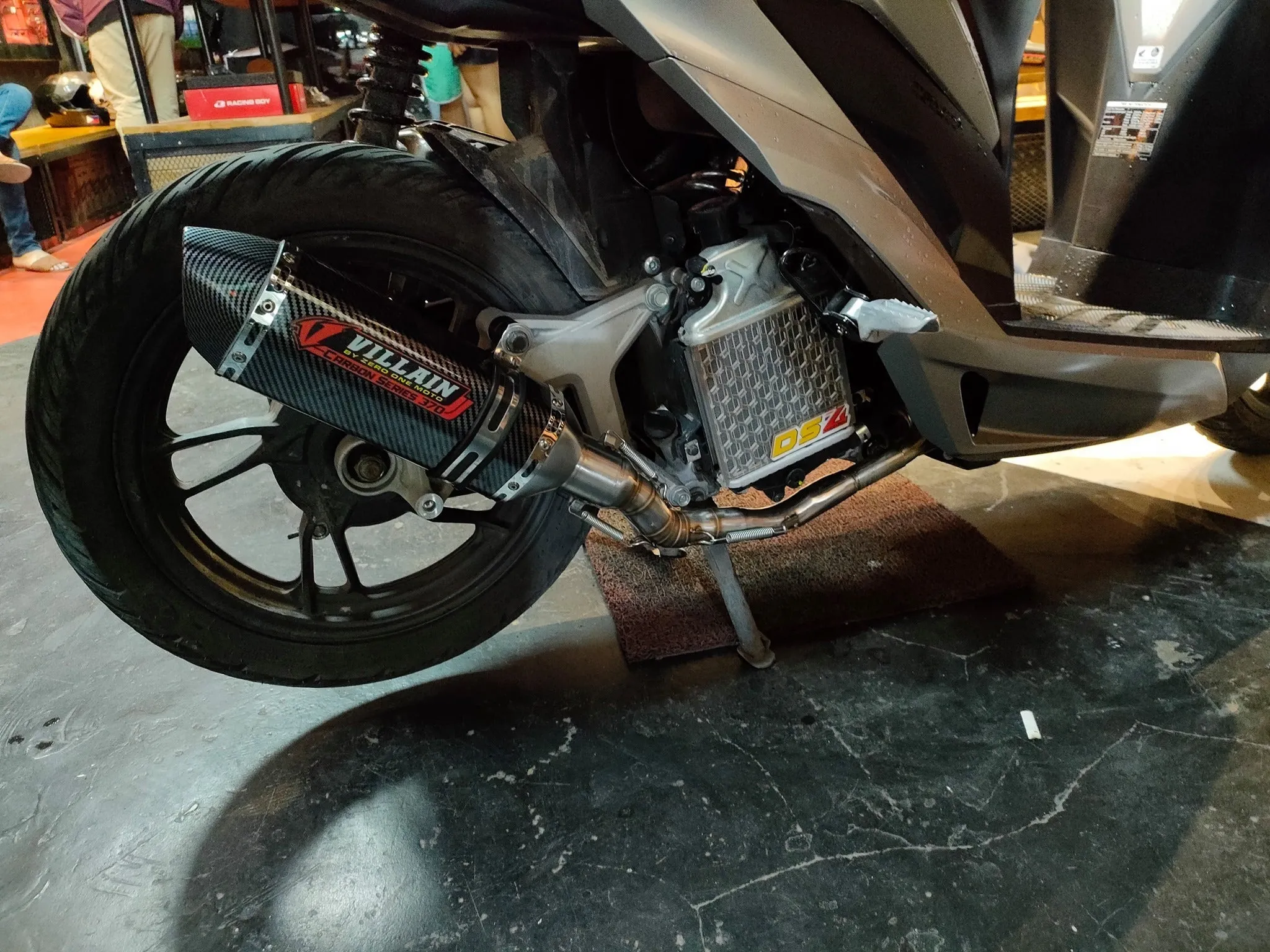 Click 125/150 / PCX 150 CLASS 2 ELBOW