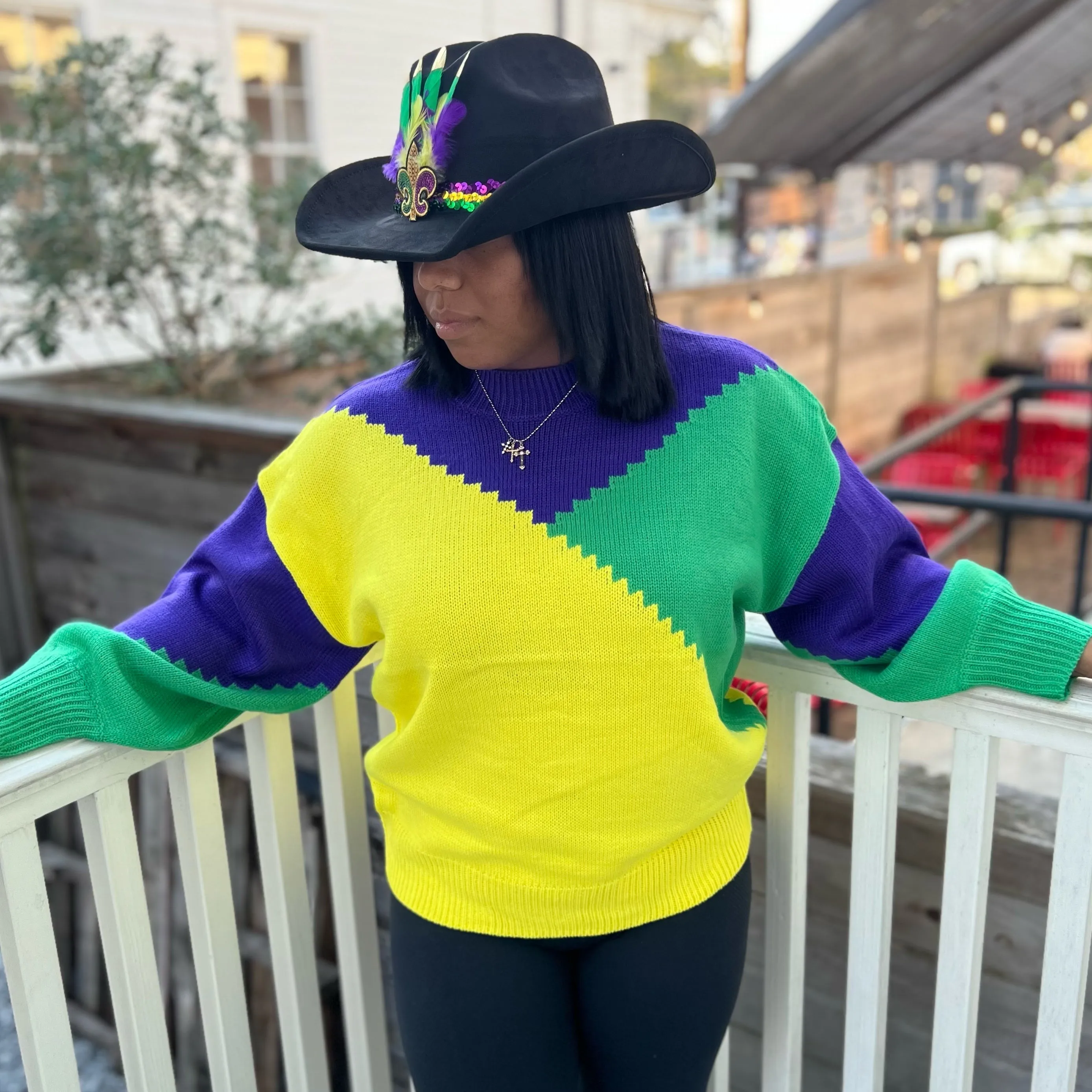 COLORBLOCK MARDI GRAS SWEATER/VT81096