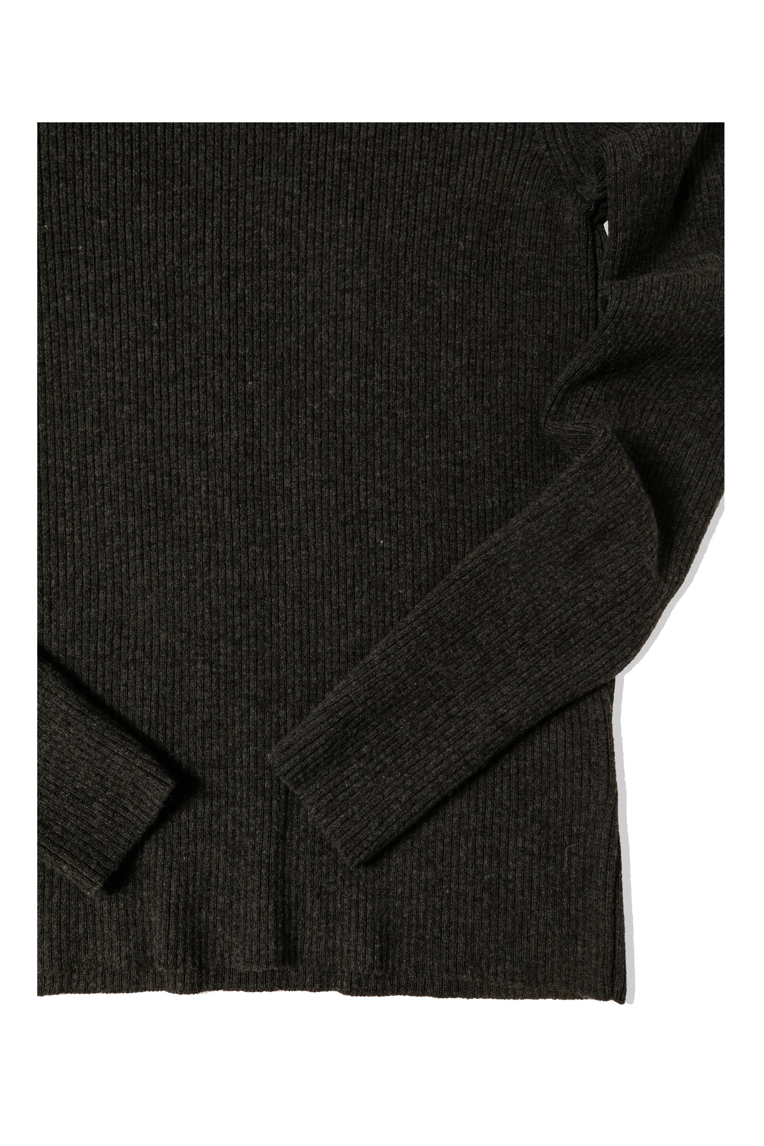 Compact Roundneck