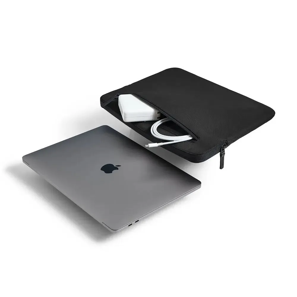 Compact Sleeve with Flight Nylon for 16" MacBook Pro (2016-2024)