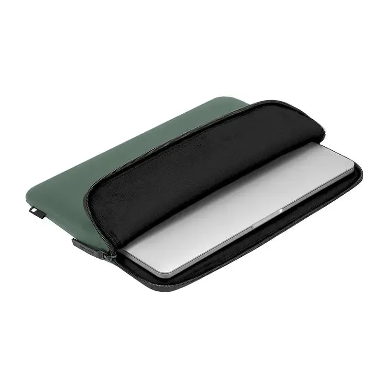Compact Sleeve with Flight Nylon for 16" MacBook Pro (2016-2024)
