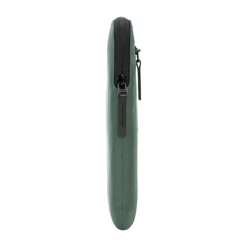 Compact Sleeve with Flight Nylon for 16" MacBook Pro (2016-2024)