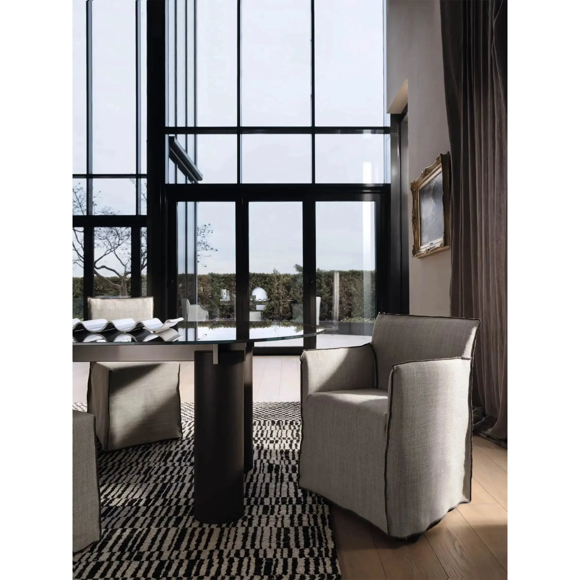 Daen 34 - Oval Table