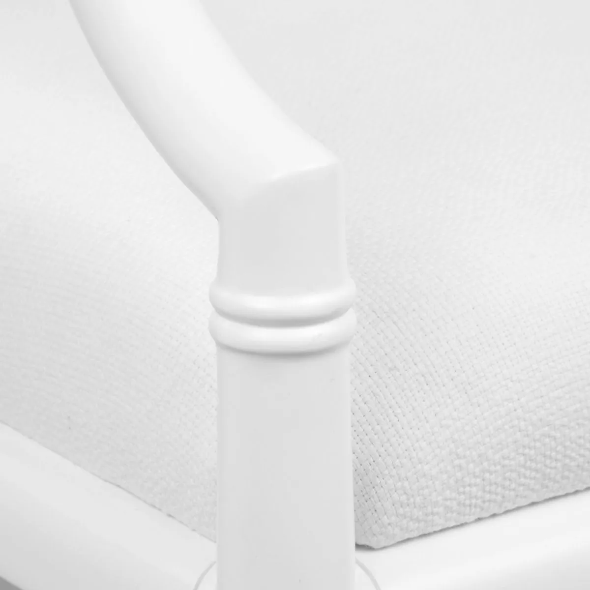 Delia Armchair / Vanilla