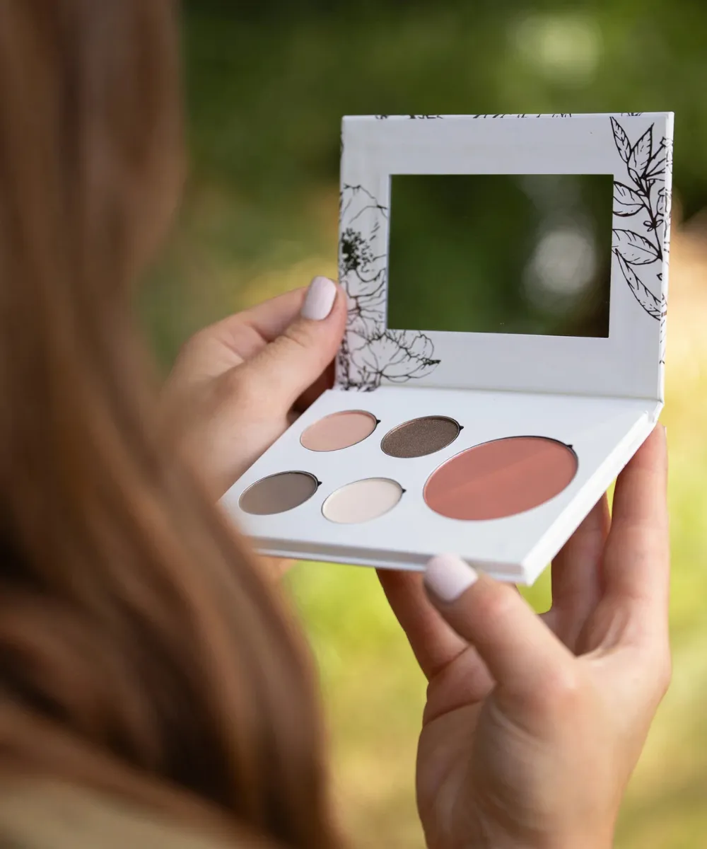 Demure Compact Palette