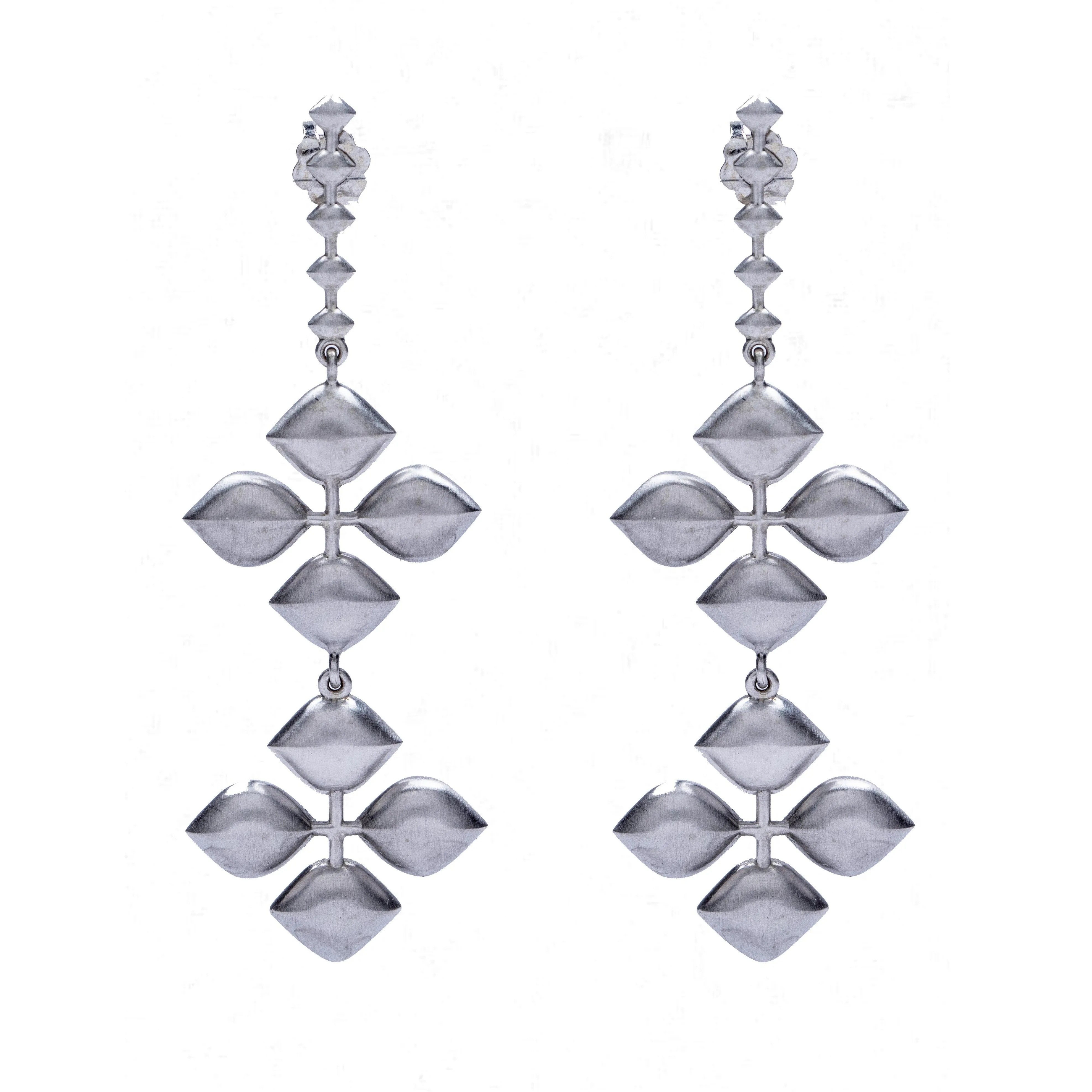 DOUBLE PETAL EARRING