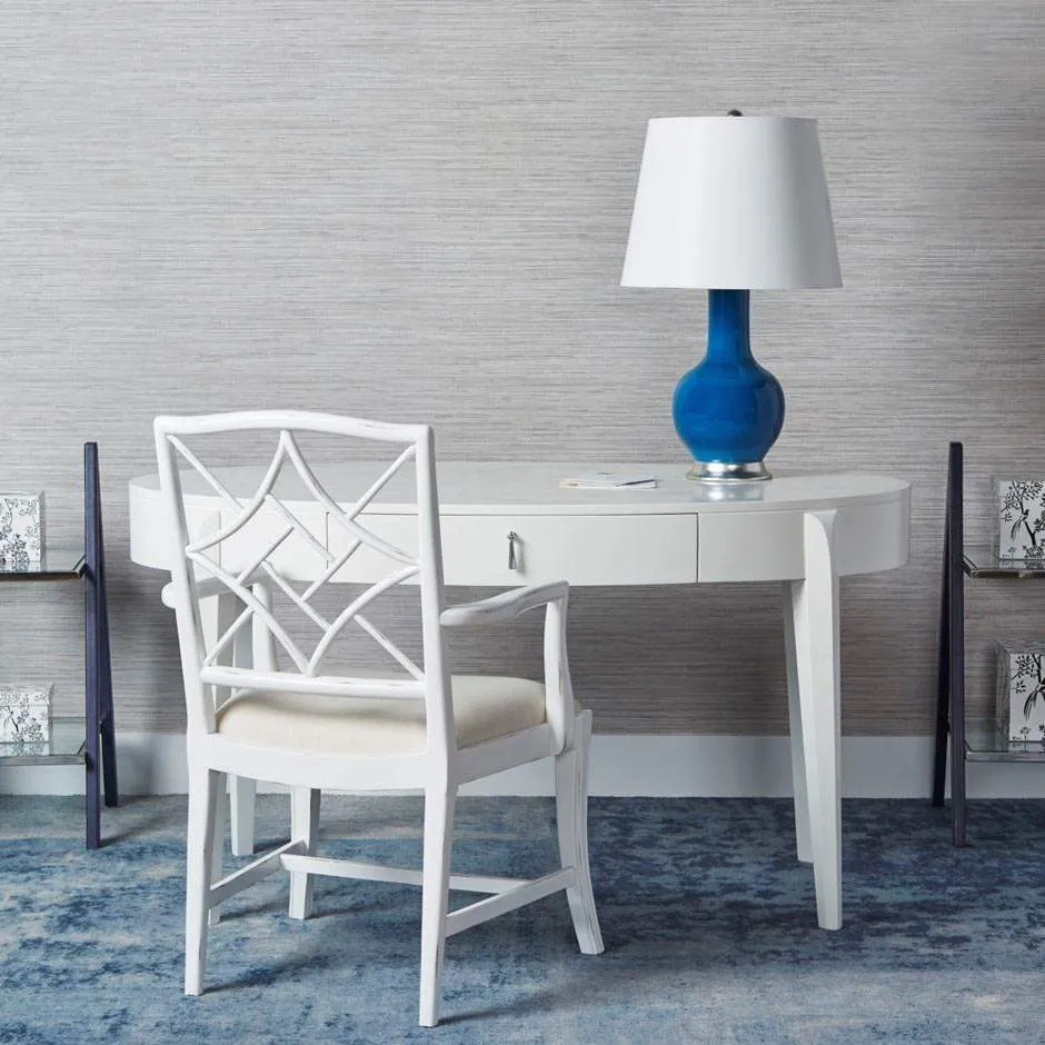 Evelyn Armchair / Distressed Eggshell White