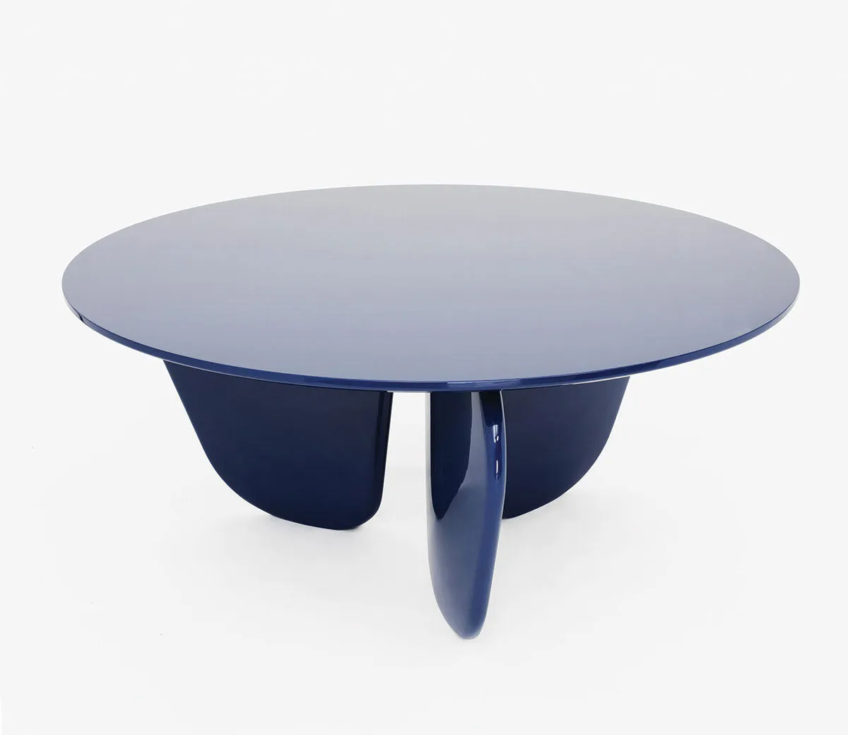Héra dining table