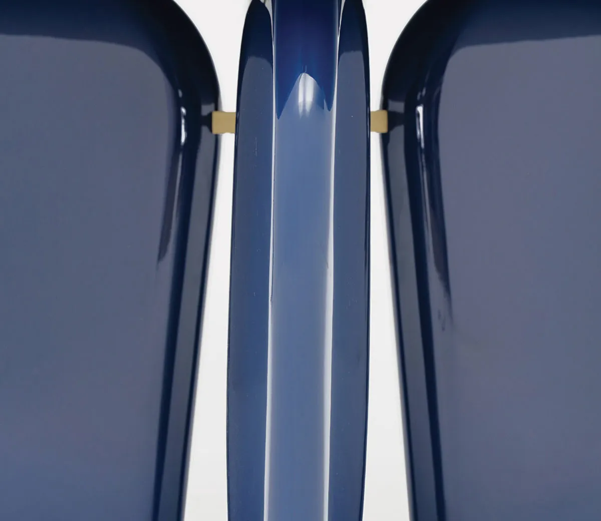 Héra dining table