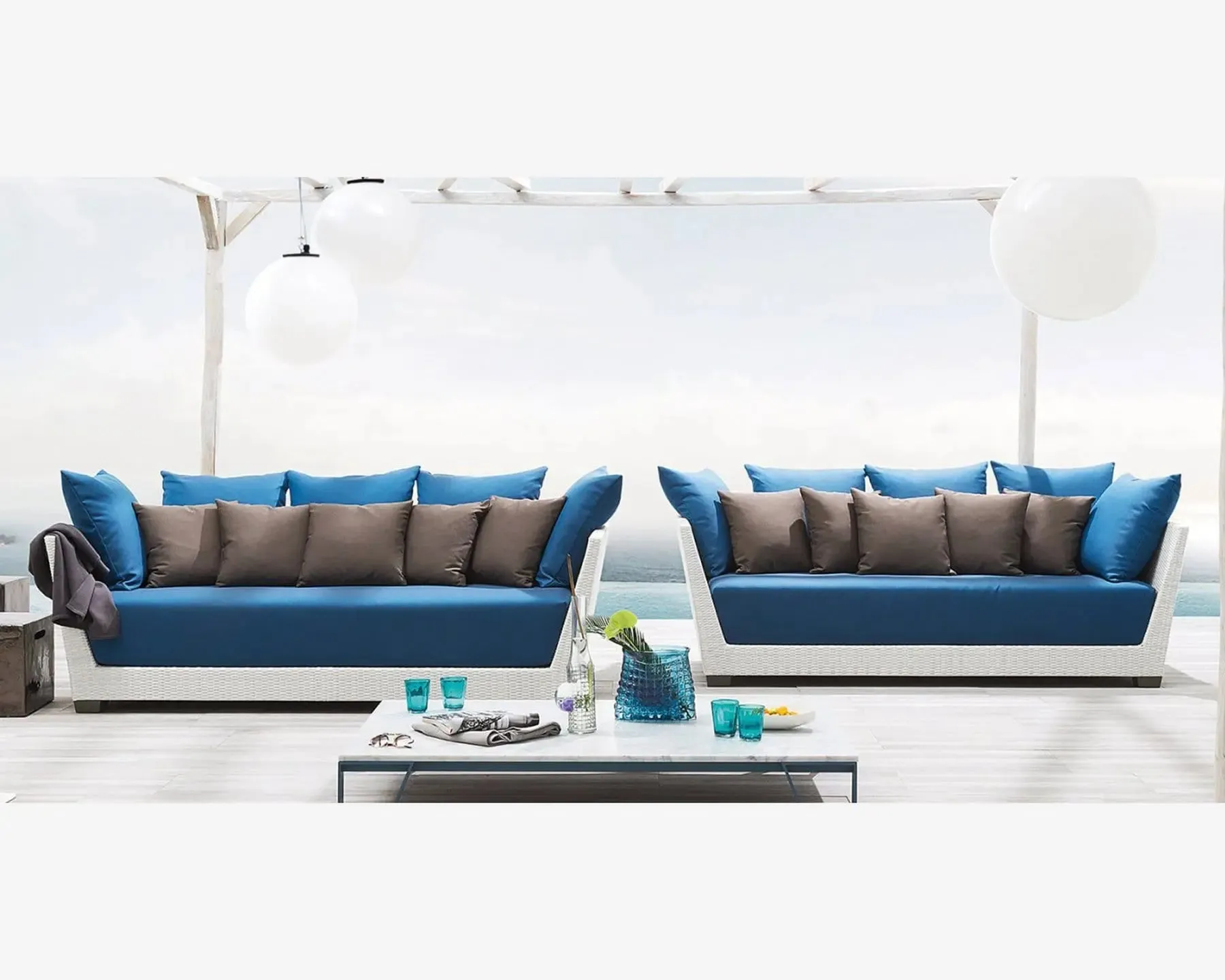 InOut 503 Sofa