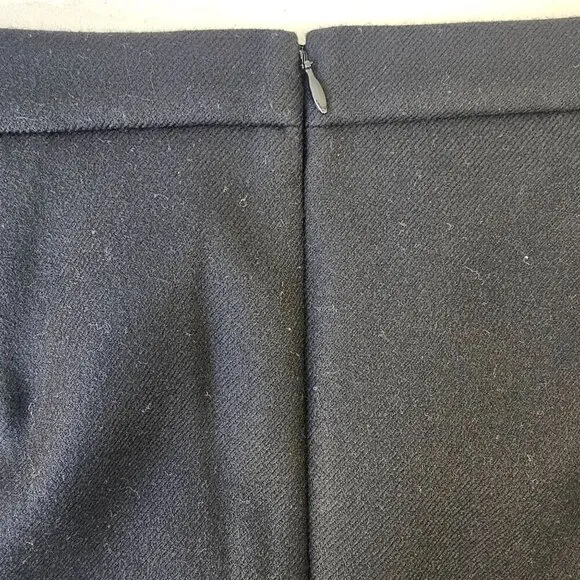 J Crew Black Wool A-Line Short Skirt Sz 8 Chevron Pattern Pocketed Front Panel