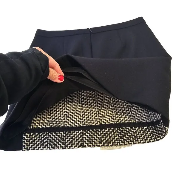 J Crew Black Wool A-Line Short Skirt Sz 8 Chevron Pattern Pocketed Front Panel
