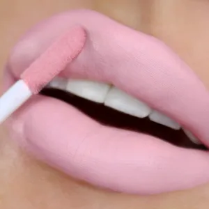 Labial Matte: Seal the Deal- Shh 01 | Beauty Creations