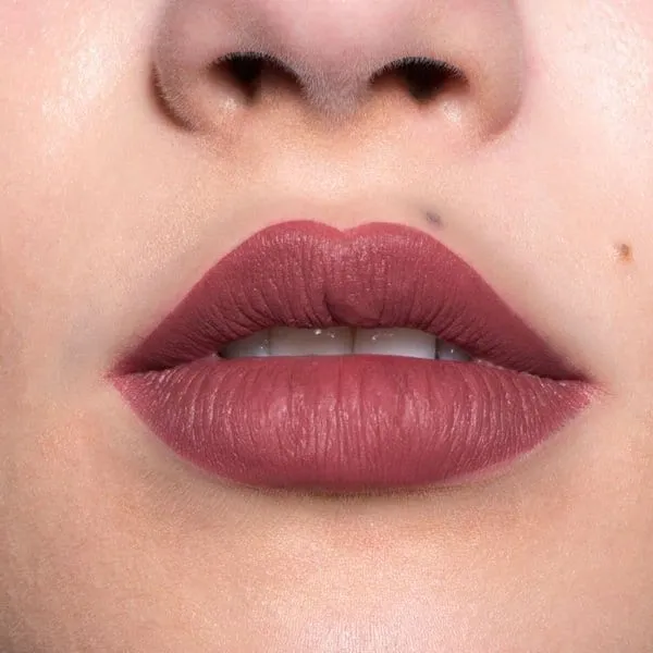 Labial Most Matte Alta Pigmentación - Marifer (Caja Negra)