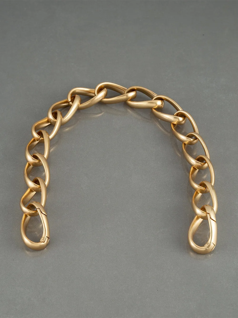 Le Signature Chain Add On in Gold