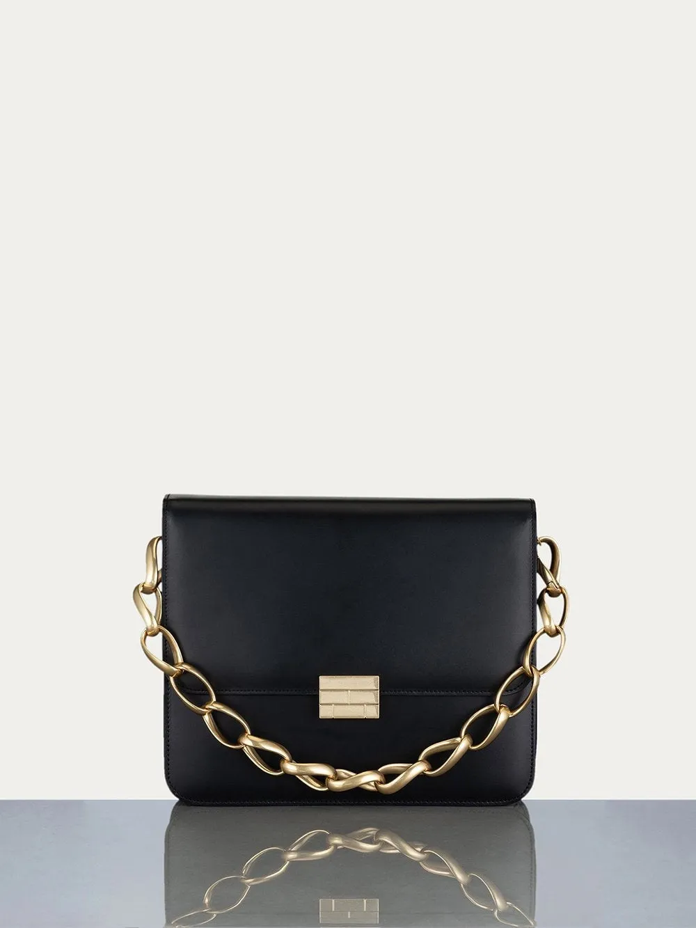 Le Signature Chain Add On in Gold