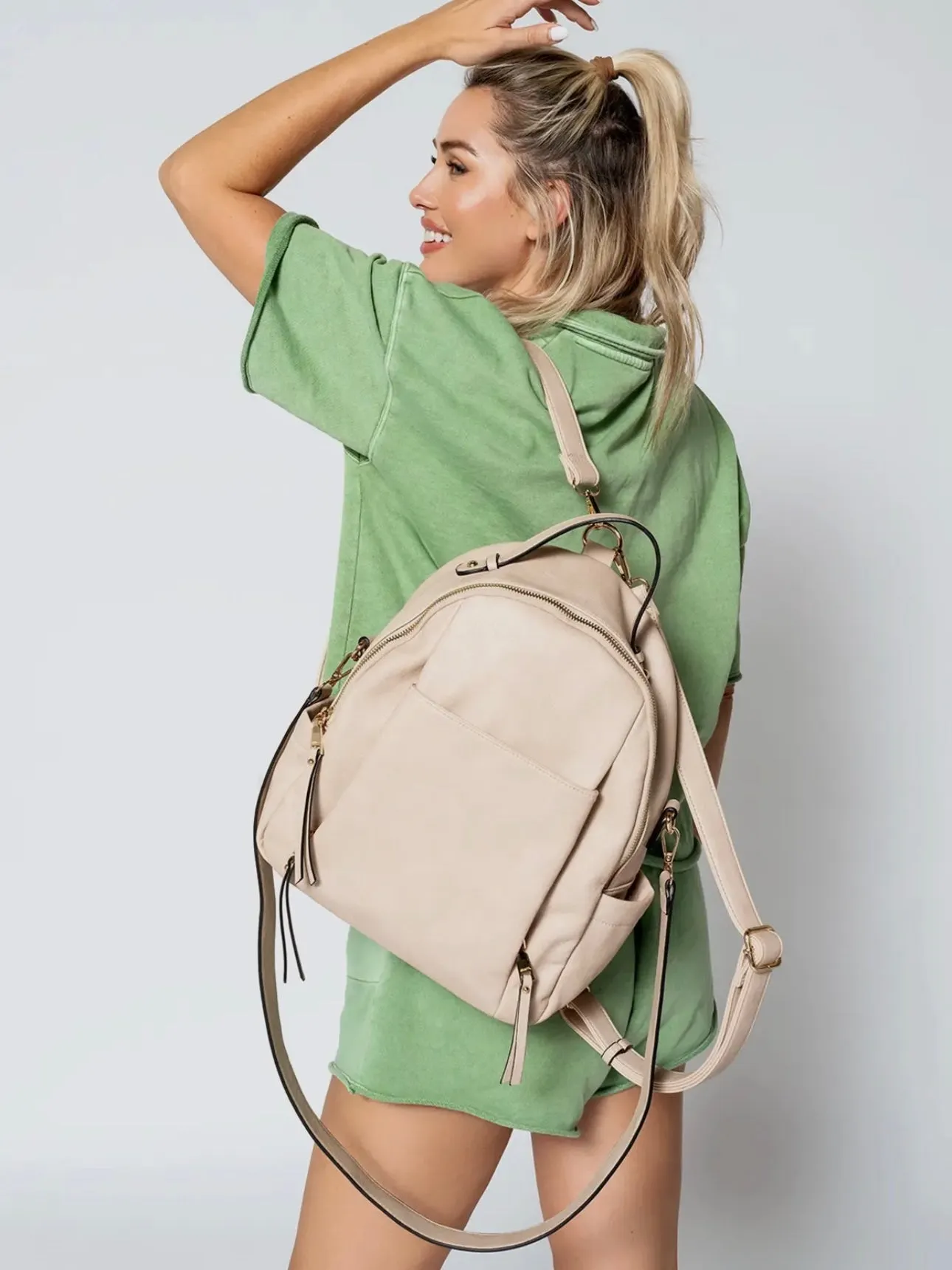 Lily Convertabile Backpack: Dove