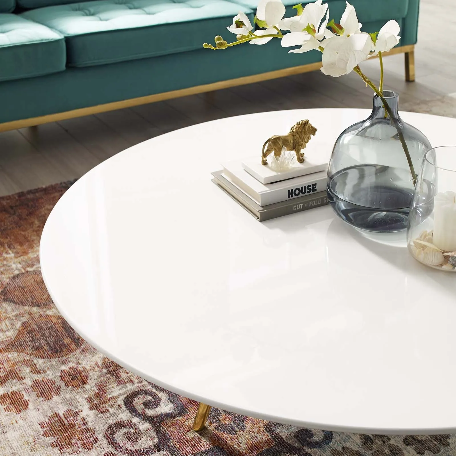 LIPPA COFFEE TABLE ON TRIPOD