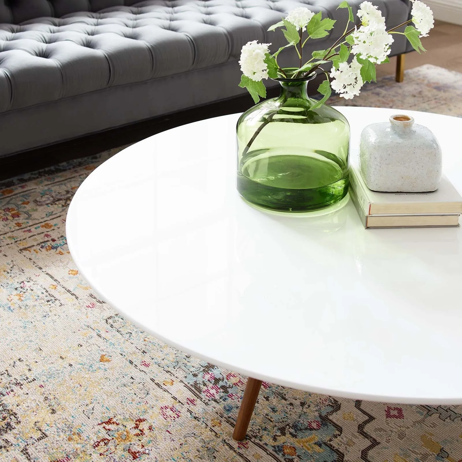 LIPPA COFFEE TABLE ON TRIPOD