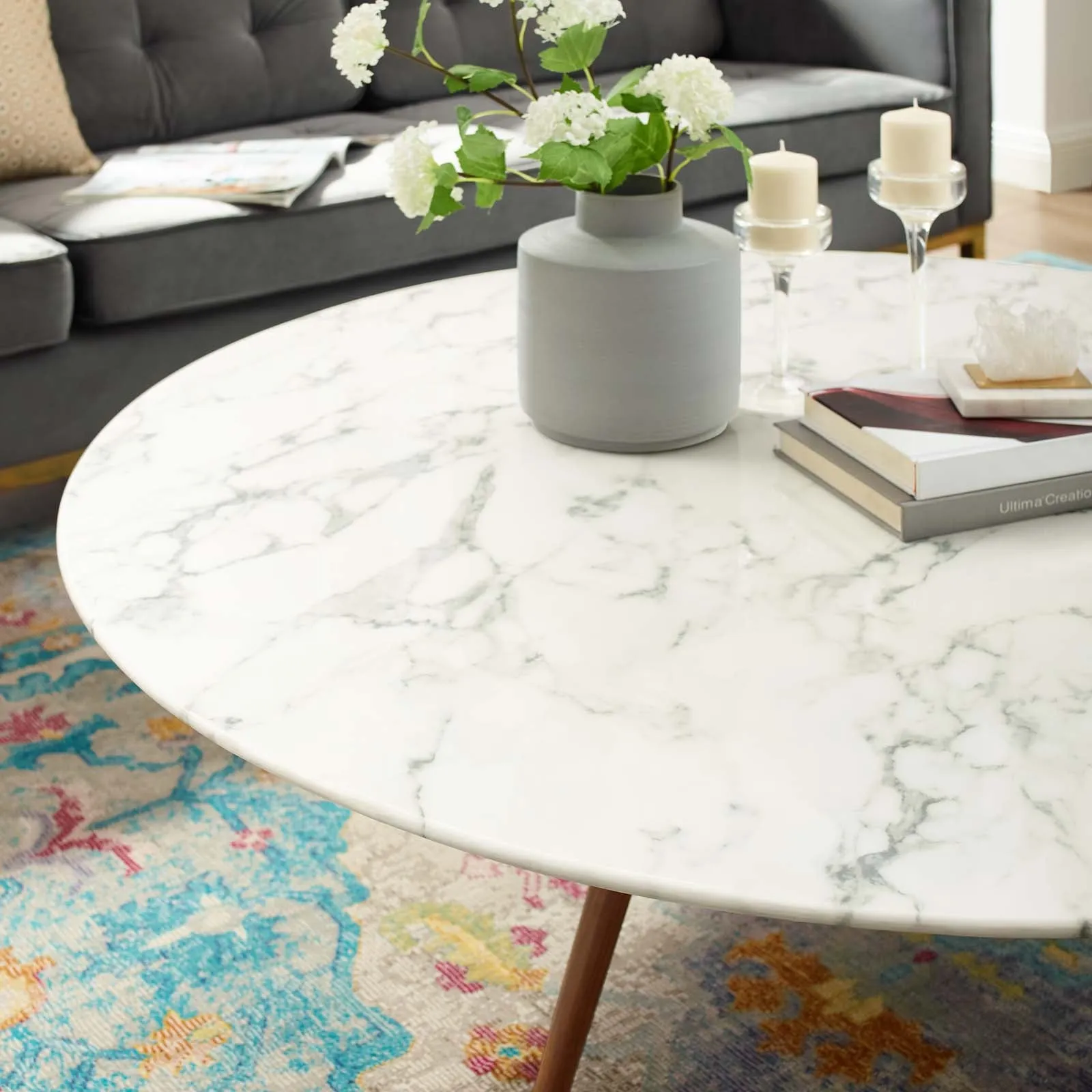 LIPPA COFFEE TABLE ON TRIPOD