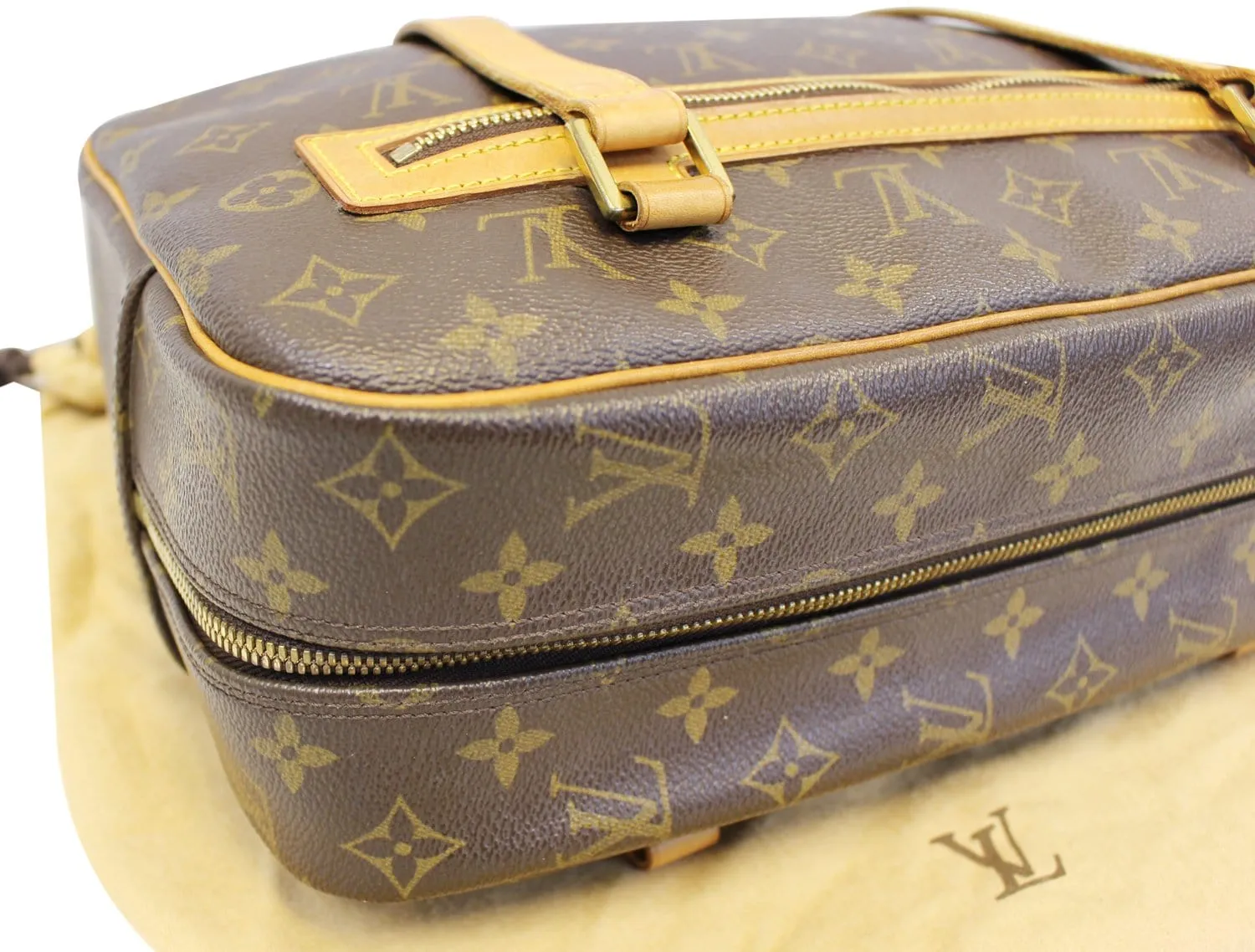LOUIS VUITTON Monogram Canvas Cite GM Shoulder Bag