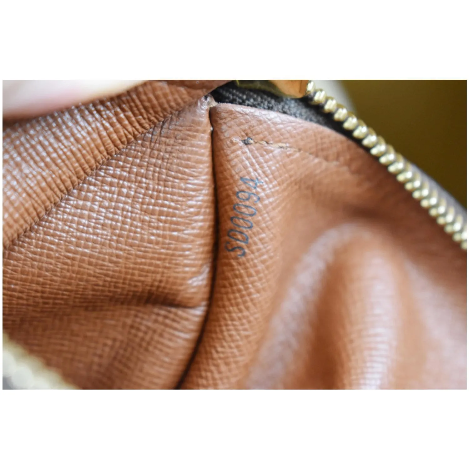 LOUIS VUITTON Papillon 30 Monogram Canvas Satchel Bag Brown