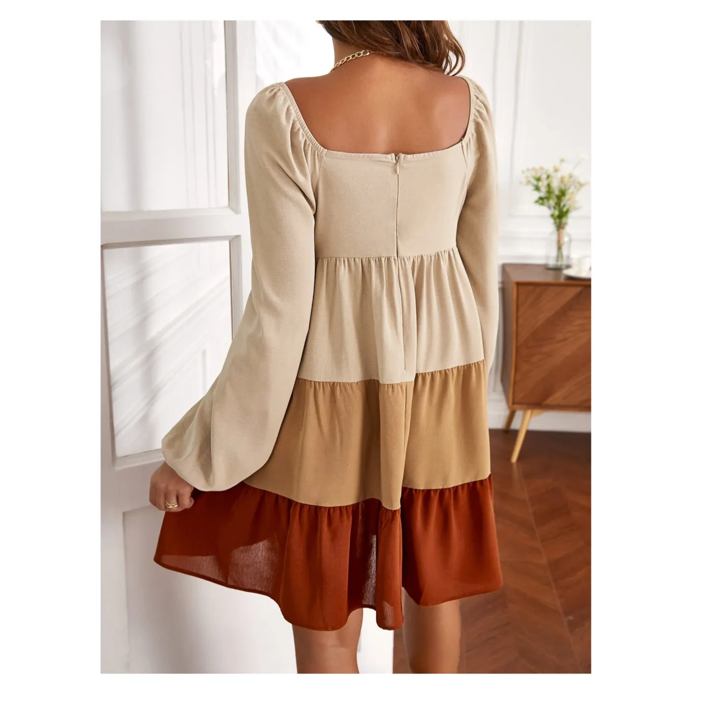 Maternity Sweetheart Neck Ruched Front Colorblock Dress