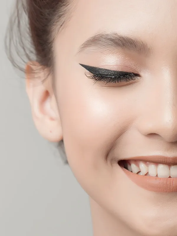 MATTE LINER - PITCH BLACK