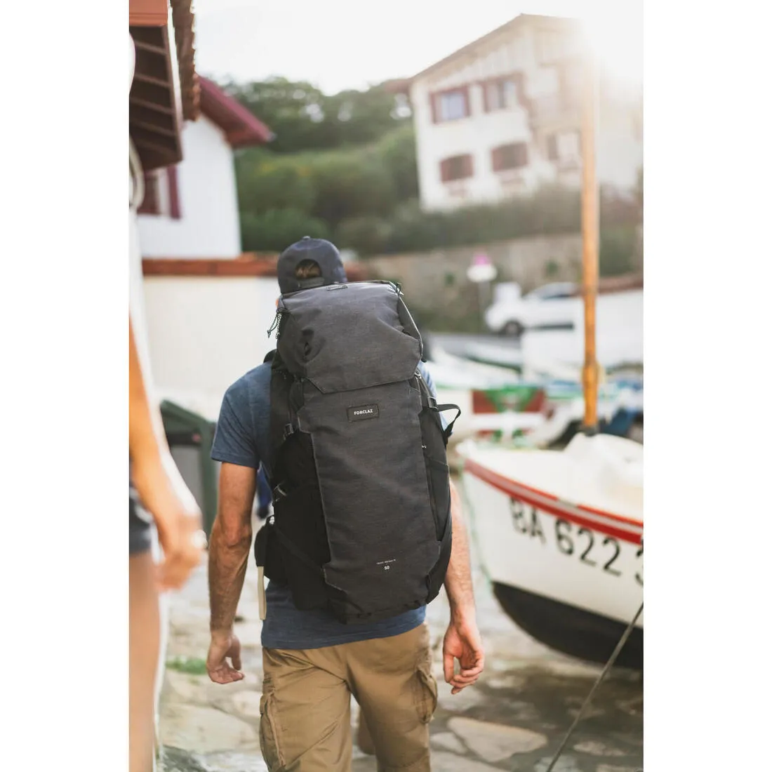Men’s travel and trekking backpack with suitcase opening 50   6 L - Travel 900