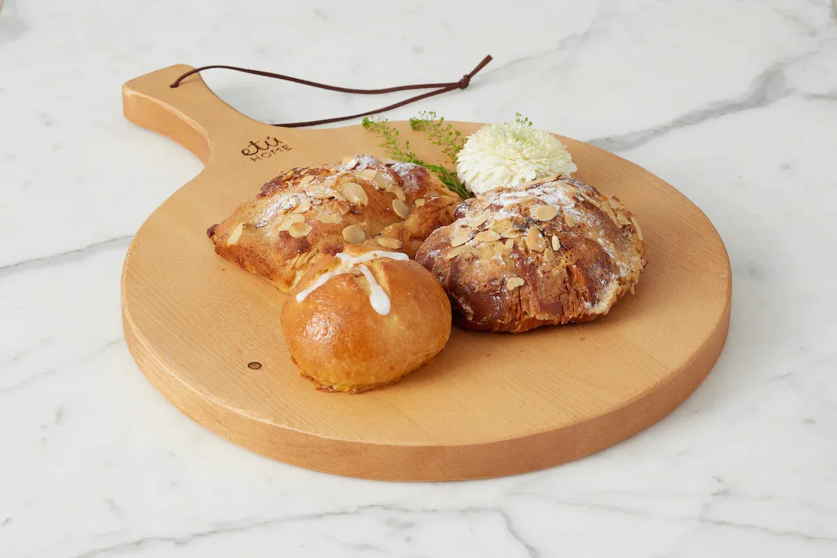 Modern Natural Round Charcuterie Board - Large