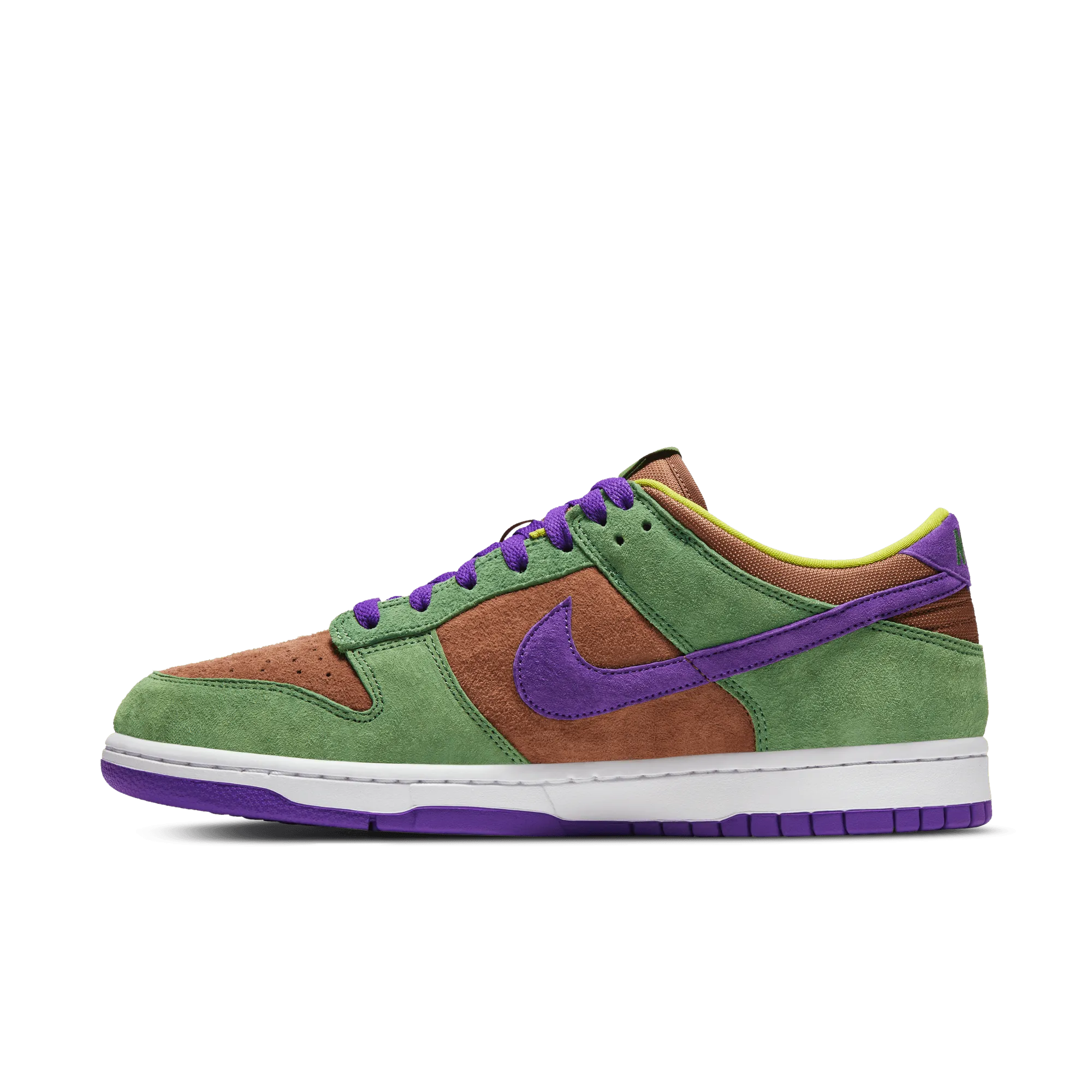 NIKE DUNK LOW SP