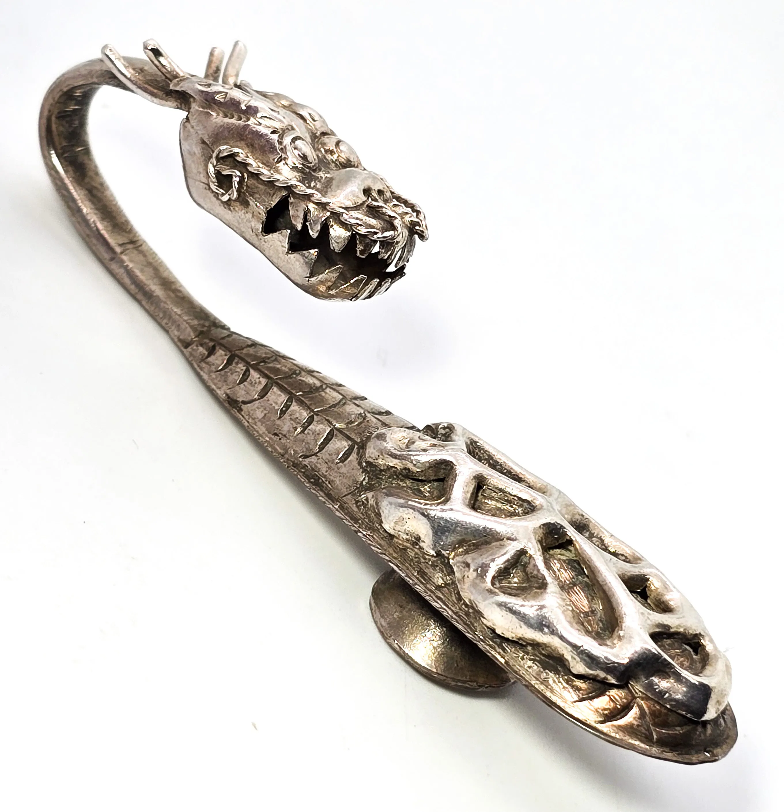 Oriental Dragon sterling silver Belt hook antique lucky fortune Feng Shui Belt clip