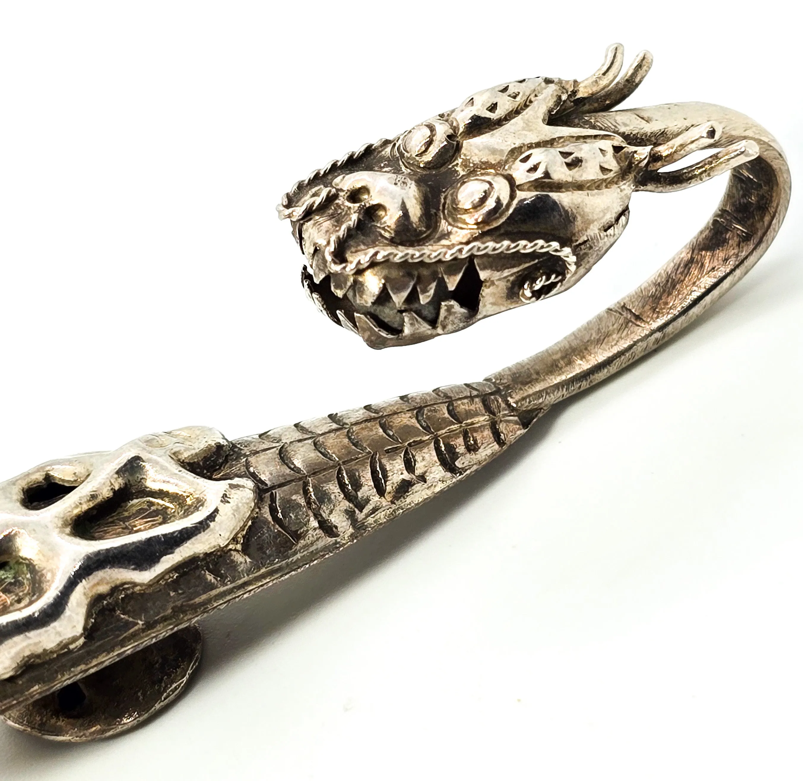 Oriental Dragon sterling silver Belt hook antique lucky fortune Feng Shui Belt clip