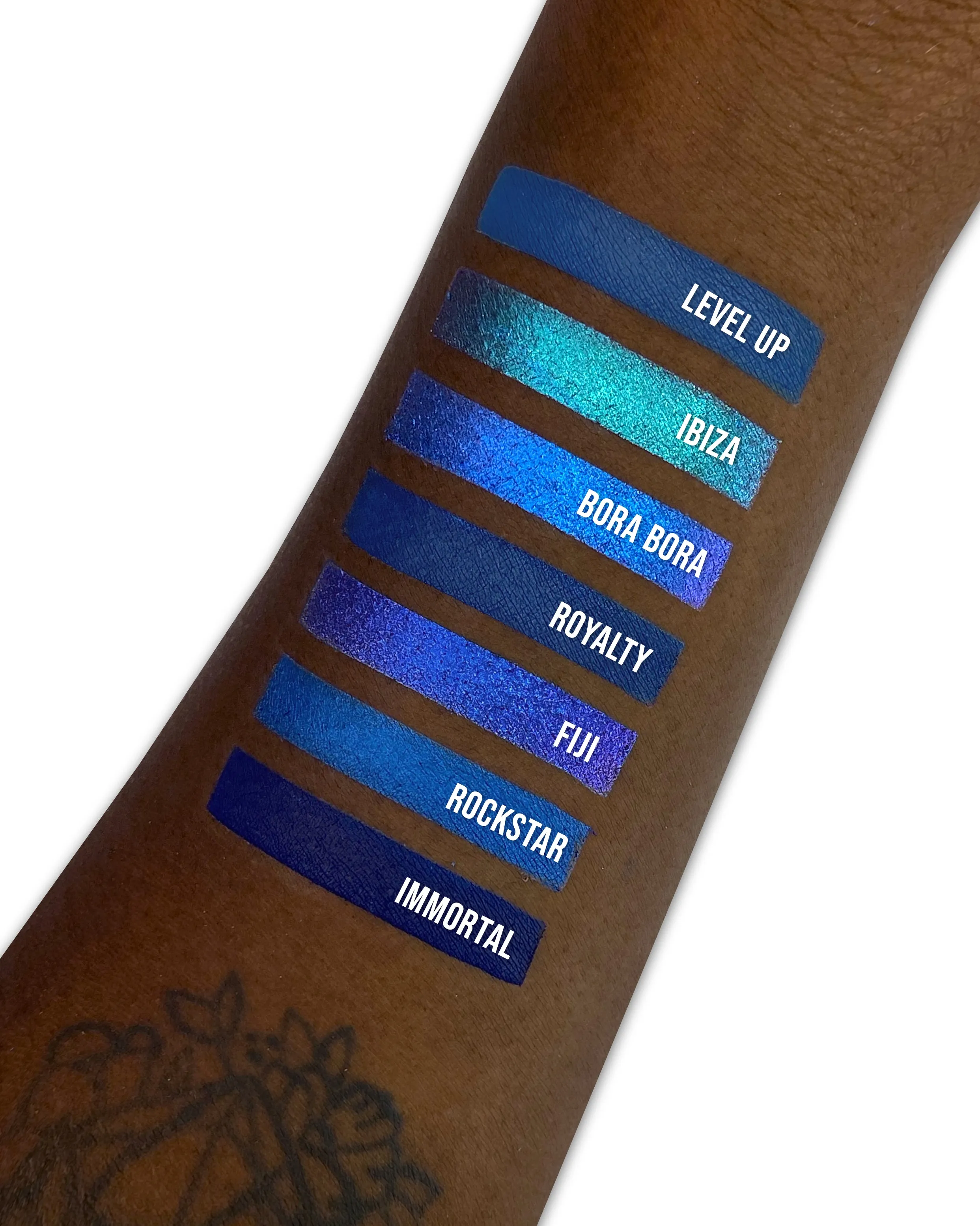 "IMMORTAL" MATTE EYESHADOW