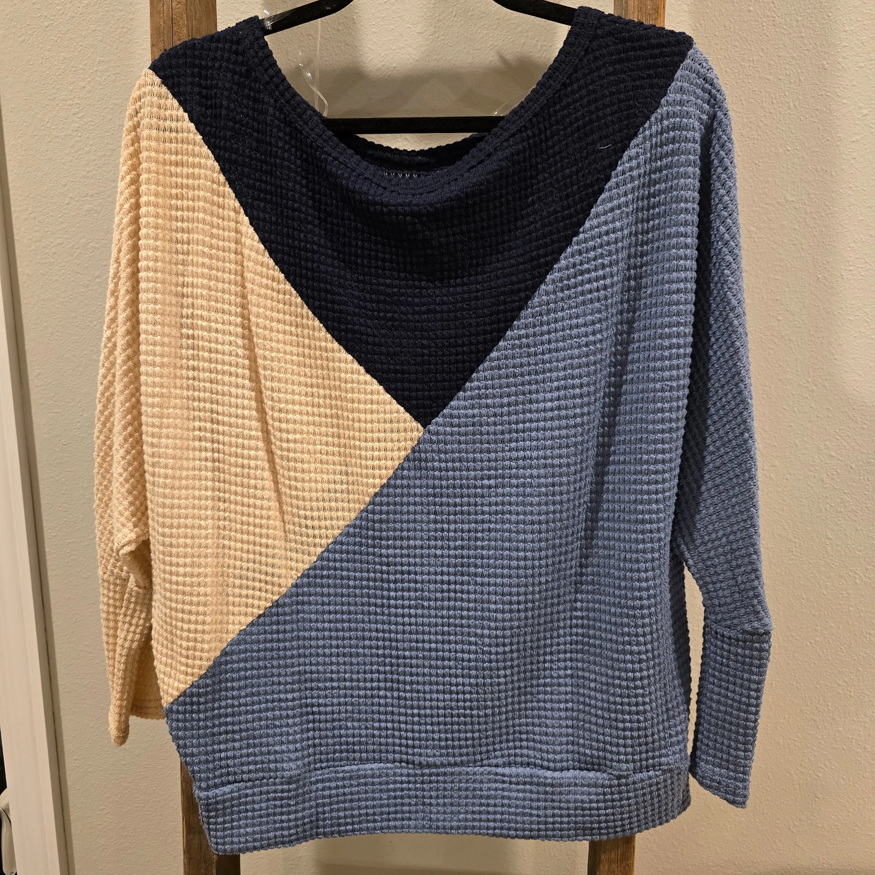 REB129 - WAFFLE KNIT TOP