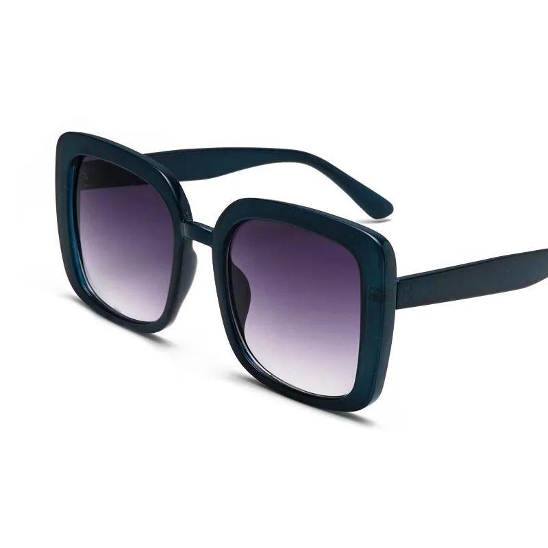 Retro Large Frame Sunglasses