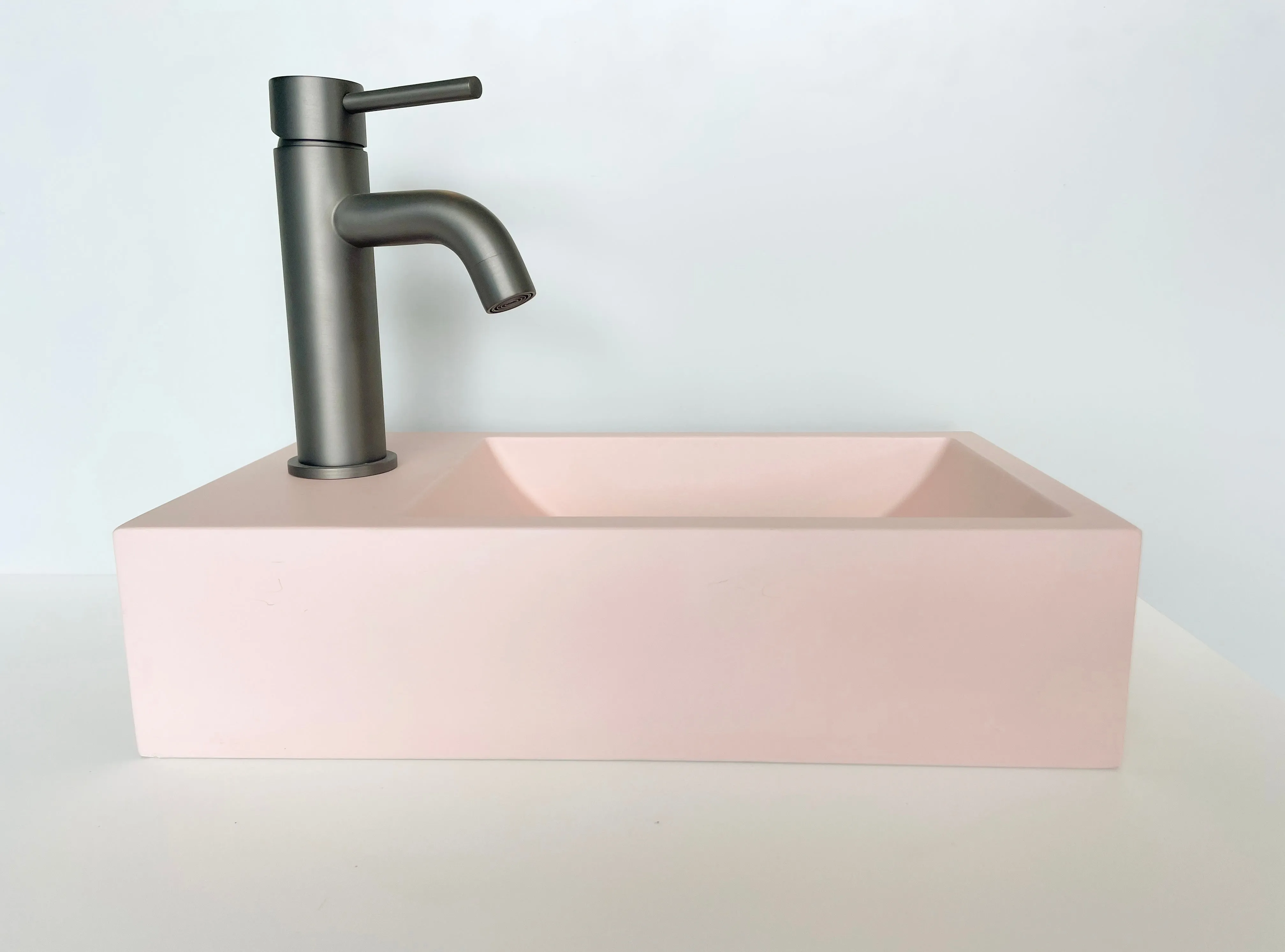 Short Basin Mixer - Round Profile - Brushed Gunmetal - CLAS15