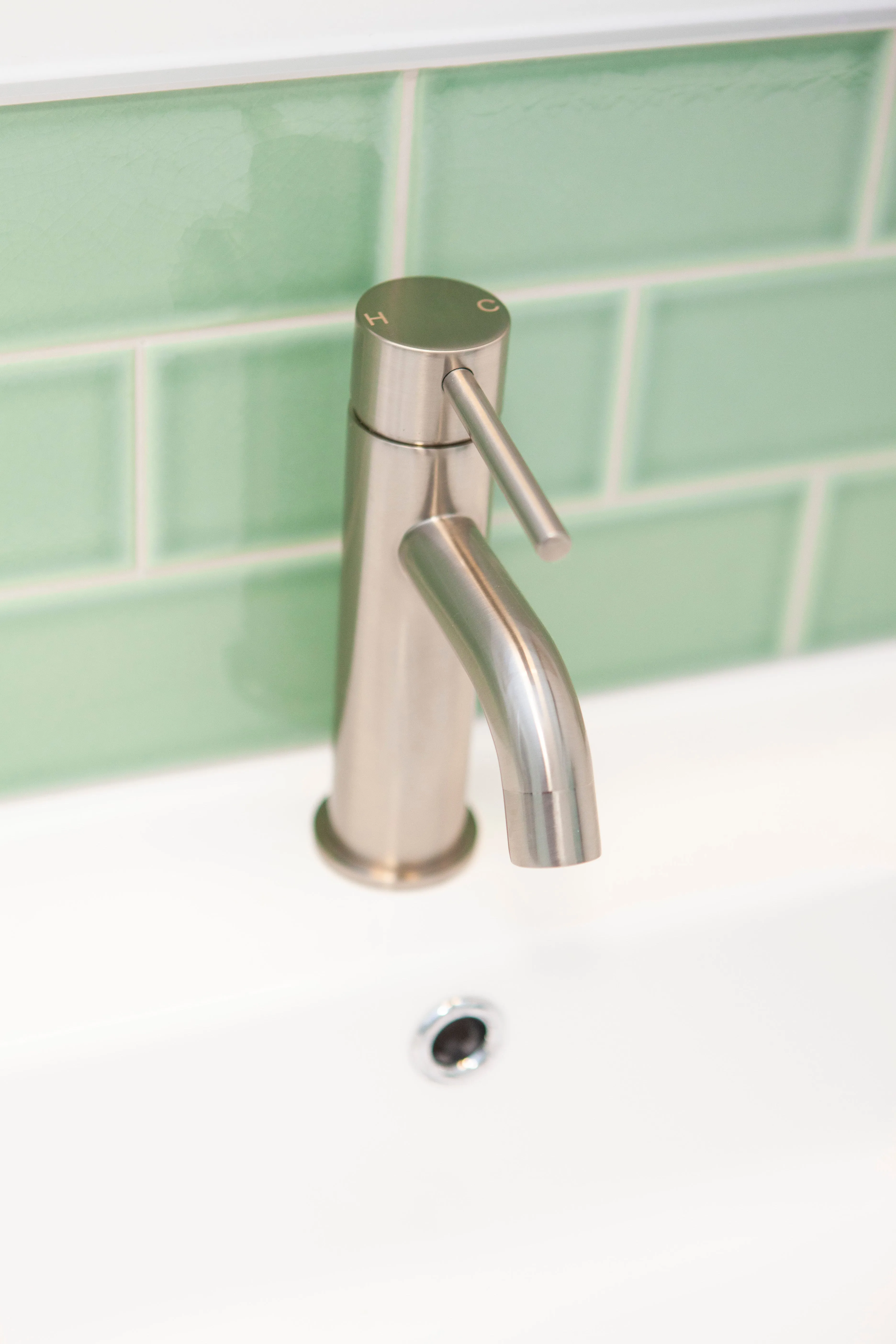 Short Basin Mixer - Round Profile - Brushed Nickel - CLAS15