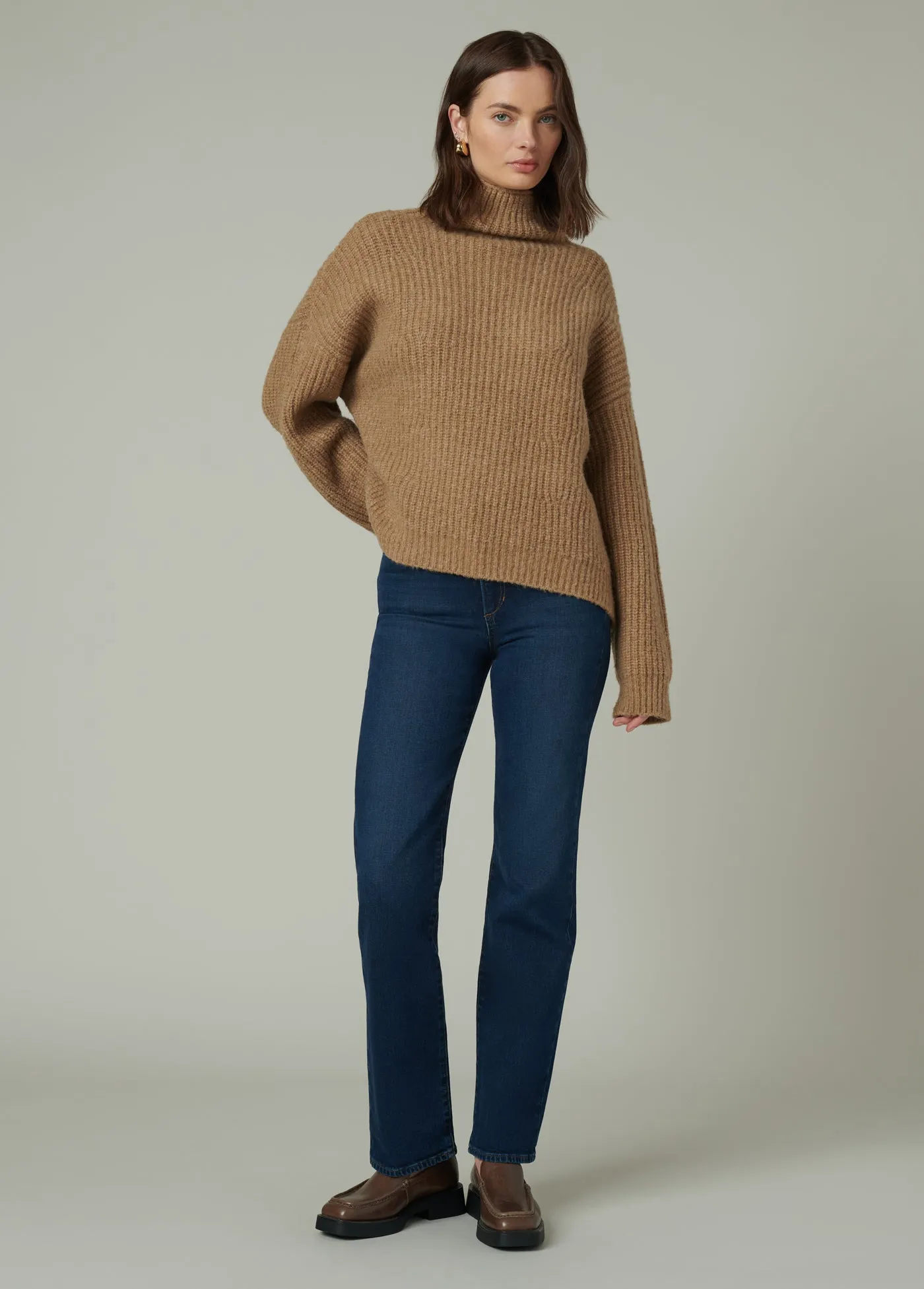 THE TORONTO OVERSIZED SWEATER