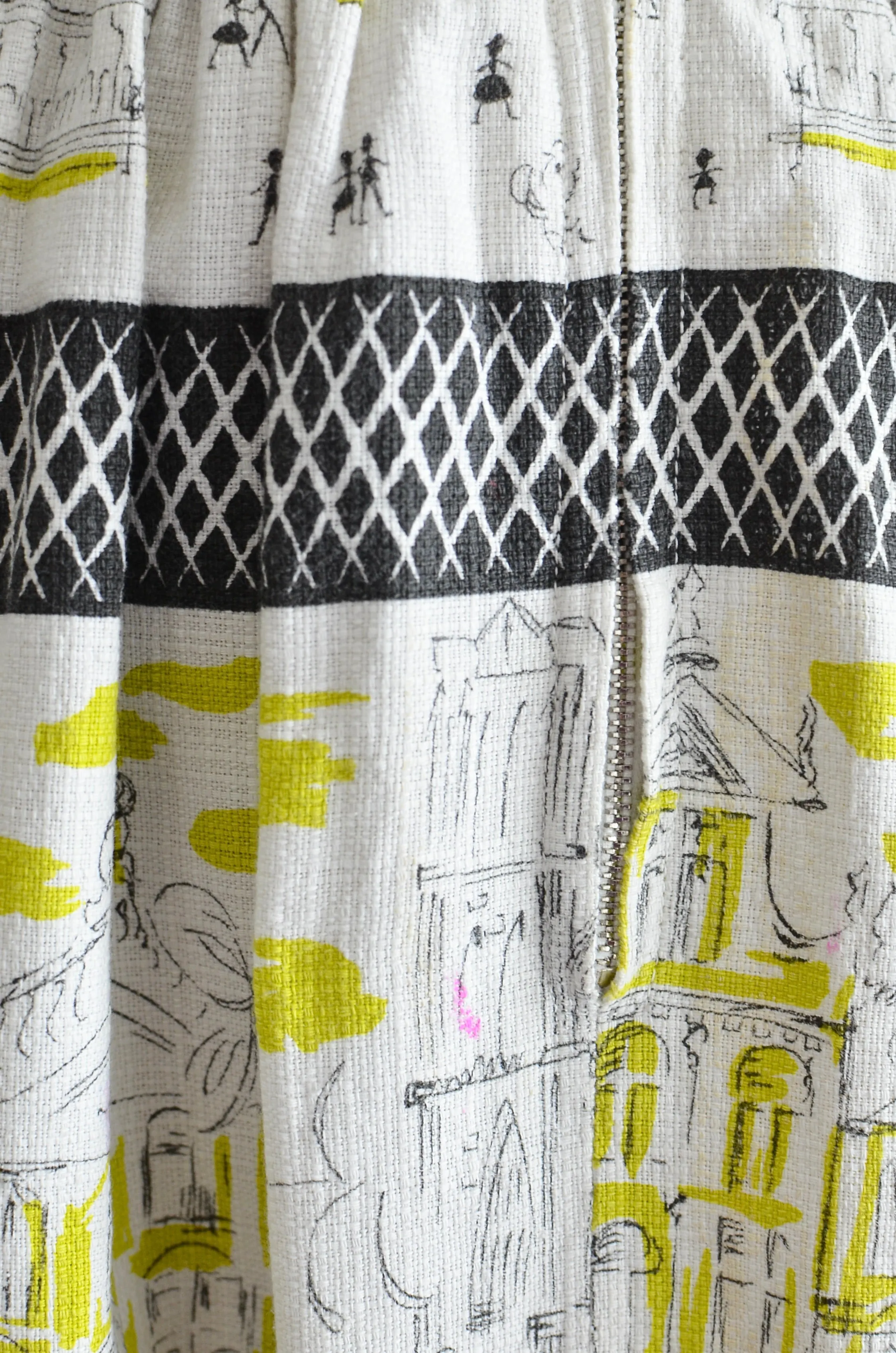 Vintage City Scene Print Skirt