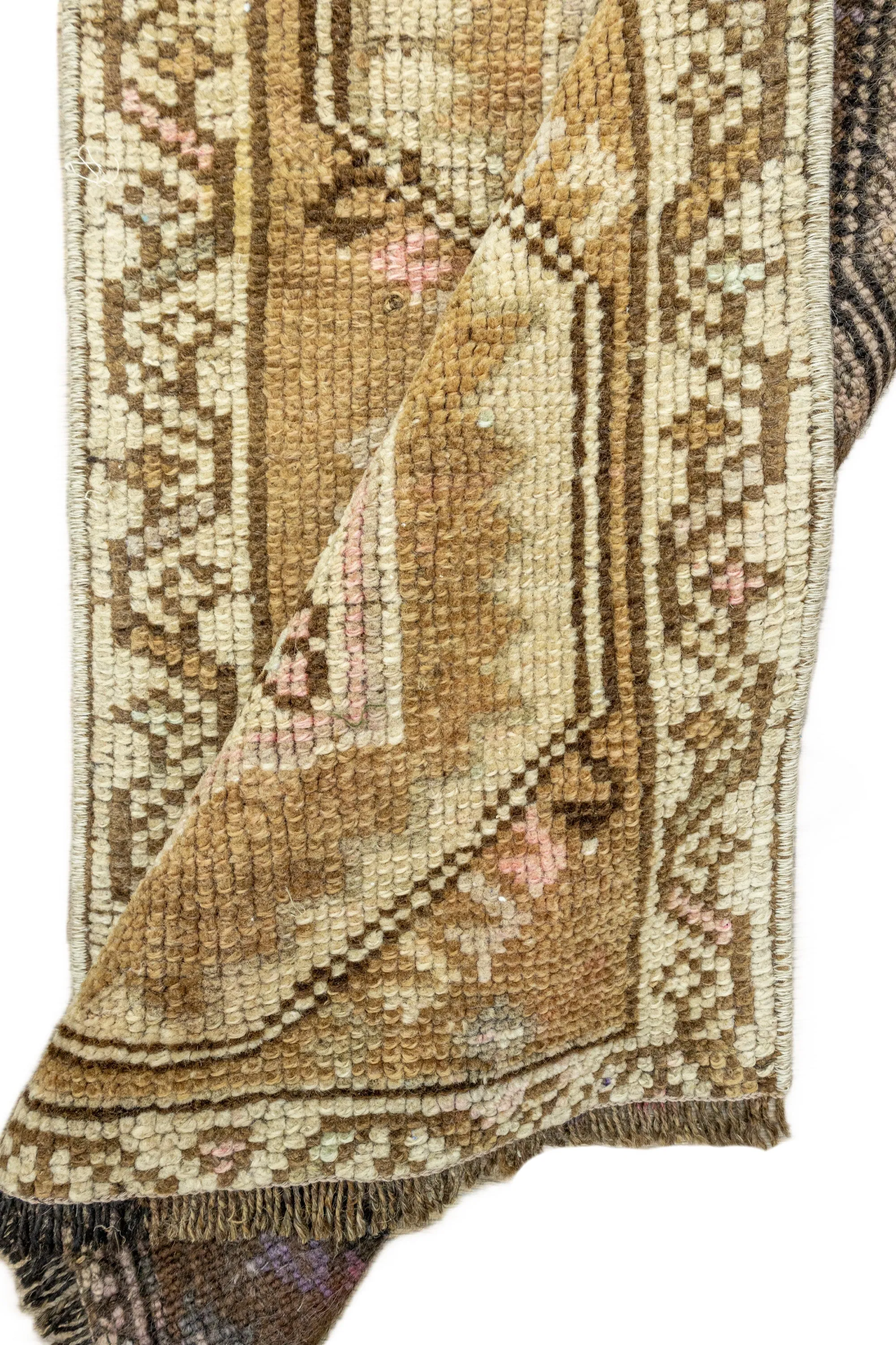 Vintage Turkish Mini Rug No. 653 | 1'8 x 3'