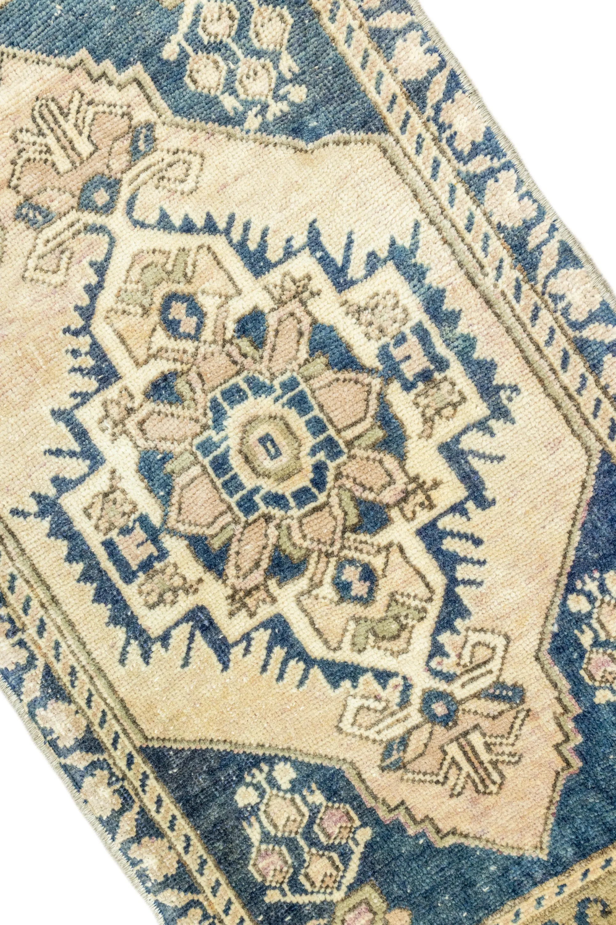 Vintage Turkish Mini Rug No. 657 | 1'8 x 3'6